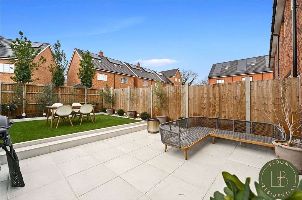 Property photo 3 of 22 Picture No. 08