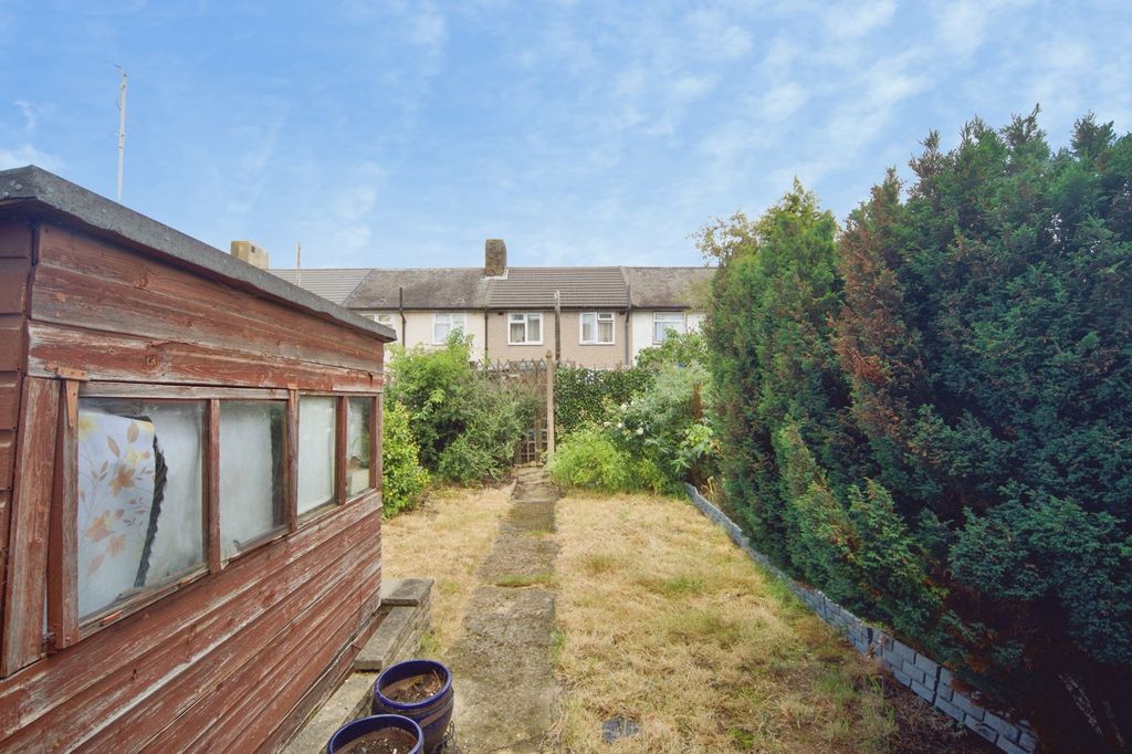 Property photo 3 of 19 Pbox-Img.Jpg