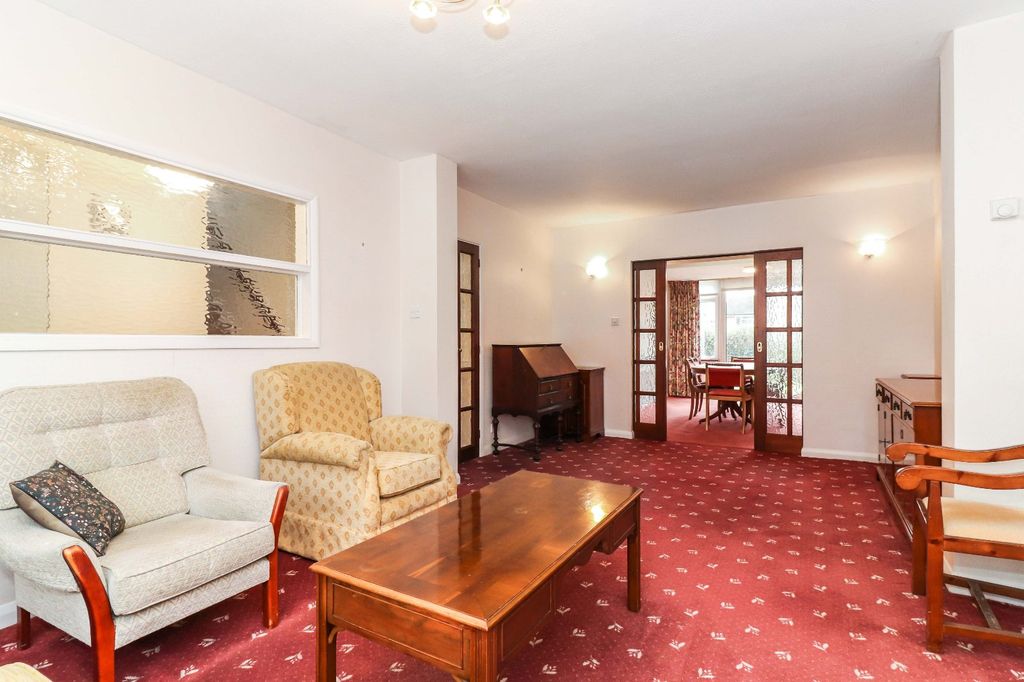 Property photo 3 of 17 Picture No. 16