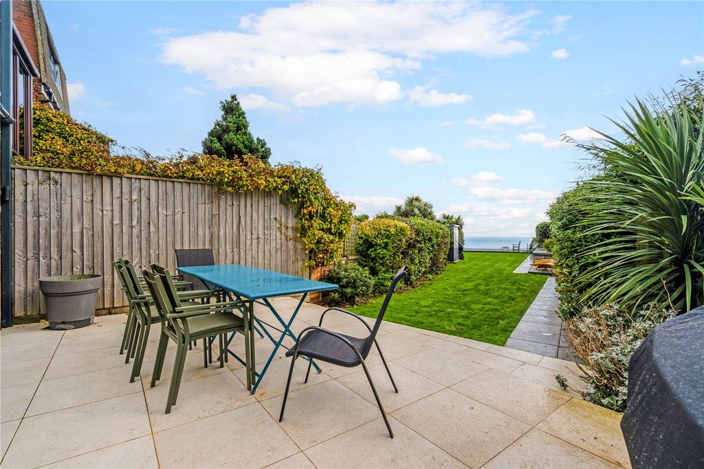 Additional image 17 of 4 bed semi-detached house for saleAlumhurst Road, Bournemouth BH4