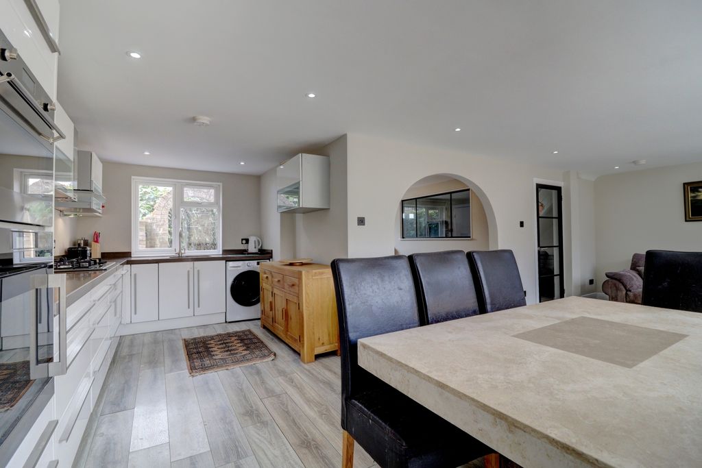 Property photo 3 of 16 Picture No. 03