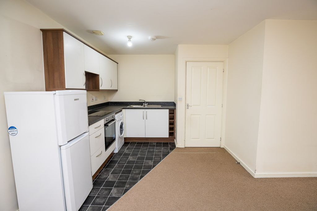 Property photo 3 of 11 Img_4684