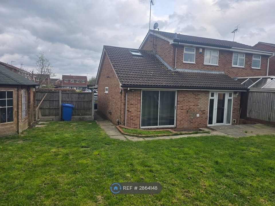 Property photo 3 of 32