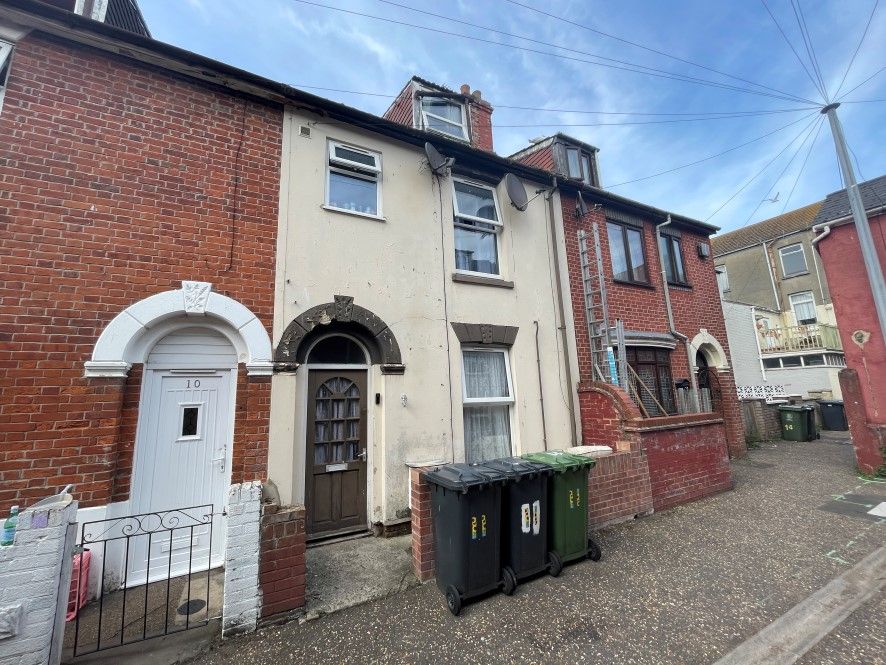Property photo 1 of 15