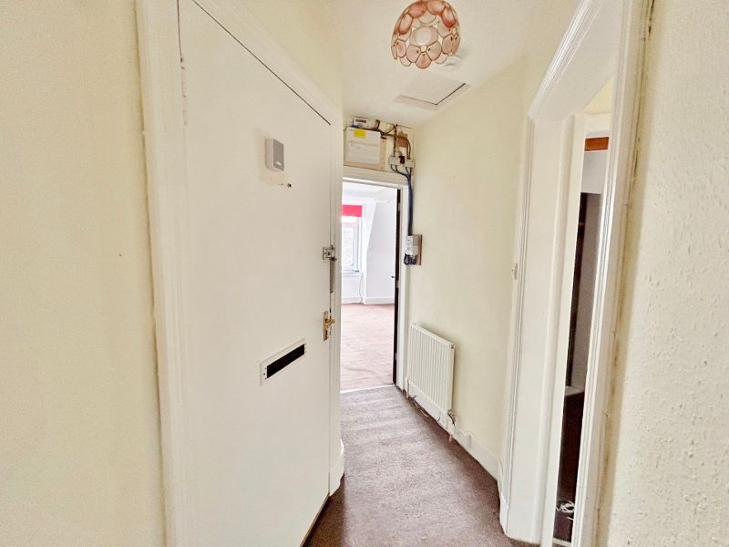 Property photo 2 of 10 Hallway