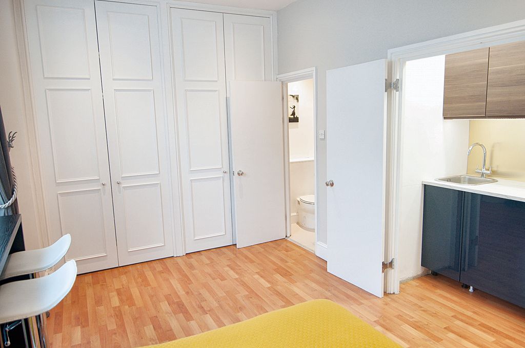 Property photo 2 of 6 Gallery