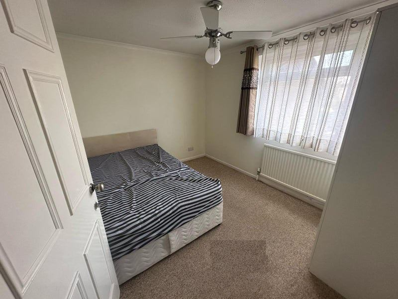 Property photo 1 of 4