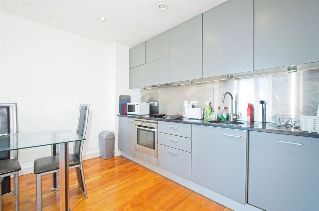 Additional image 10 of 1 bed flat for saleNewport Road, Cardiff, South Glamorgan CF24