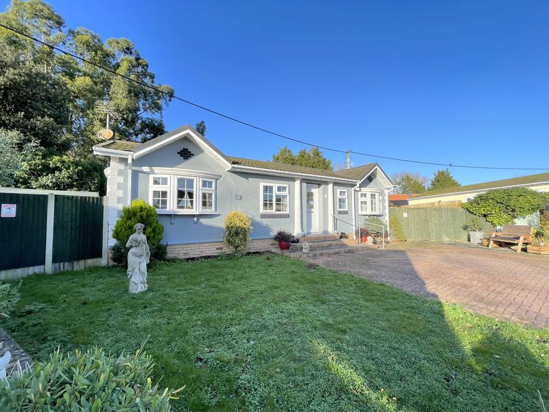 Property photo 1 of 20 Flagship Park