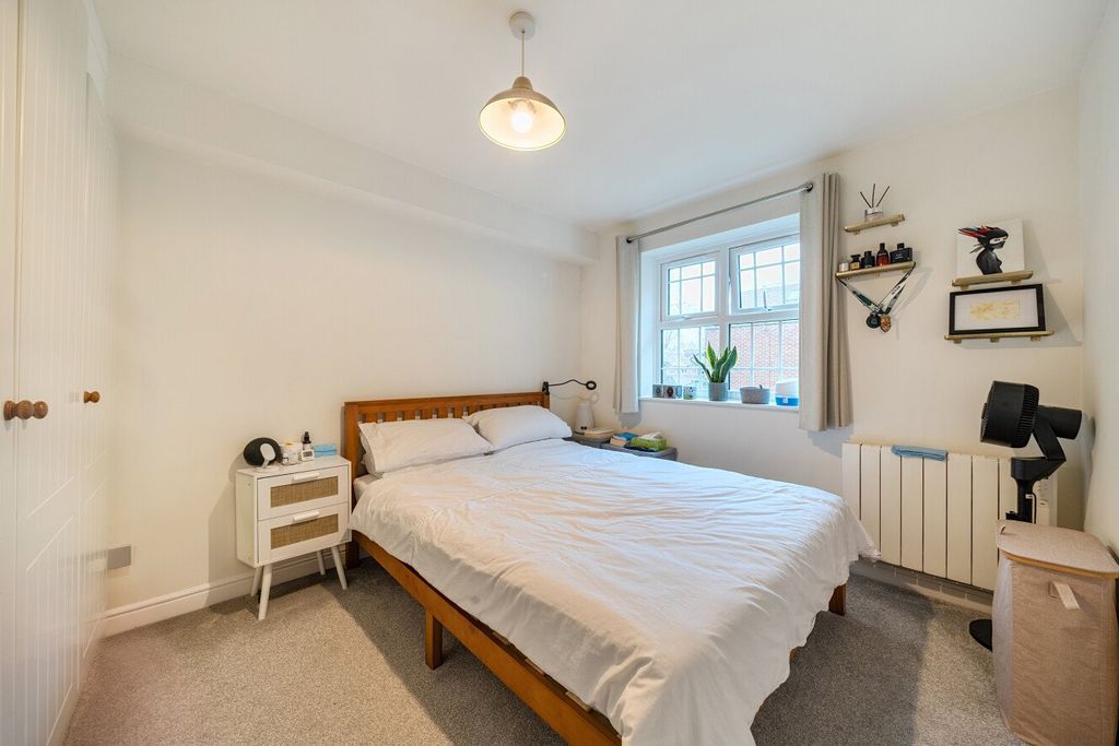 Property photo 3 of 15 Picture No. 32