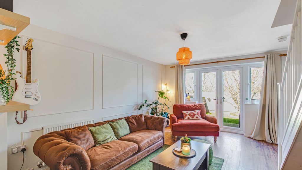 Property photo 3 of 15