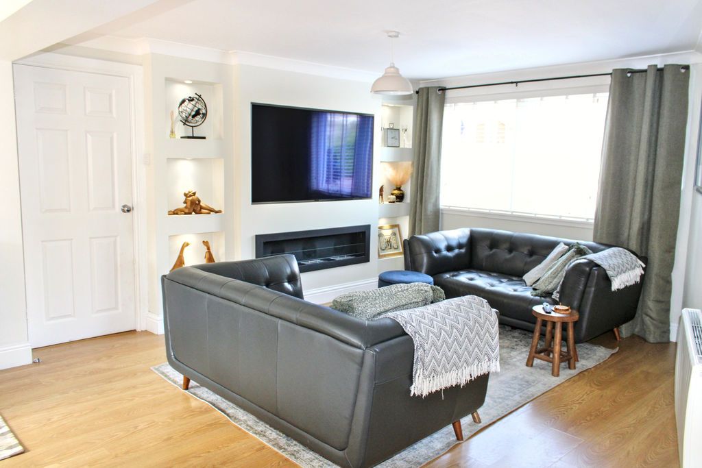 Property photo 3 of 21 Photo 16