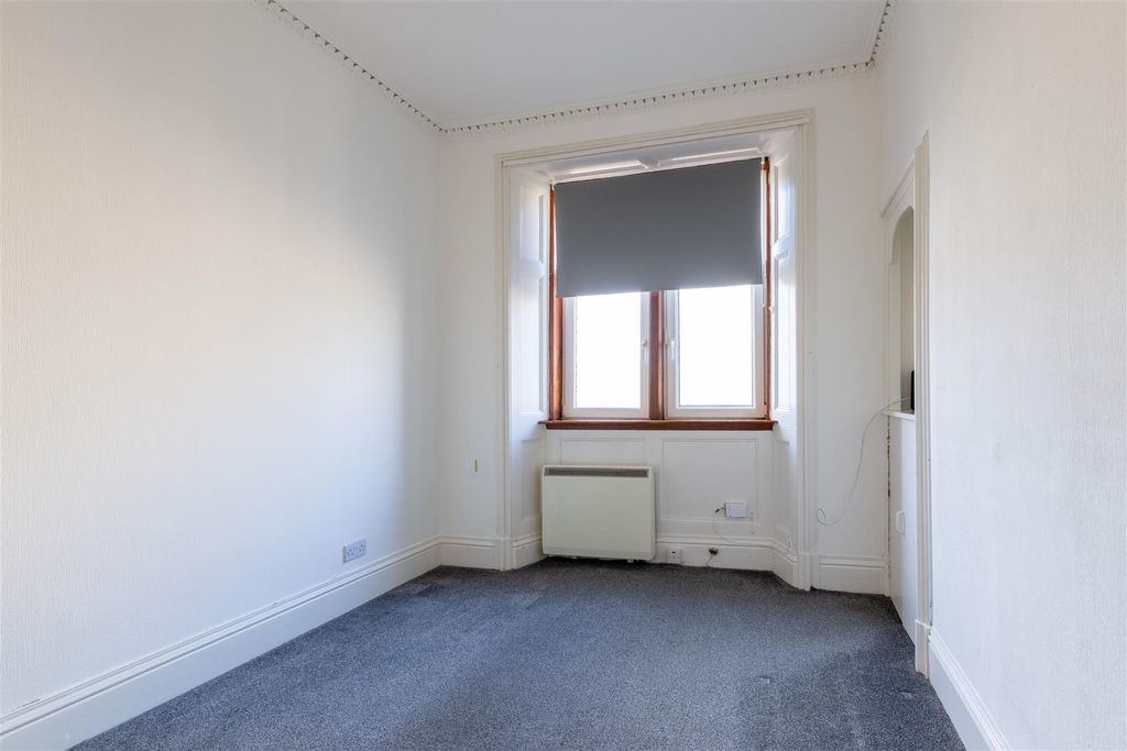 Property photo 3 of 12 17-1, King Street Perth-17.Jpg