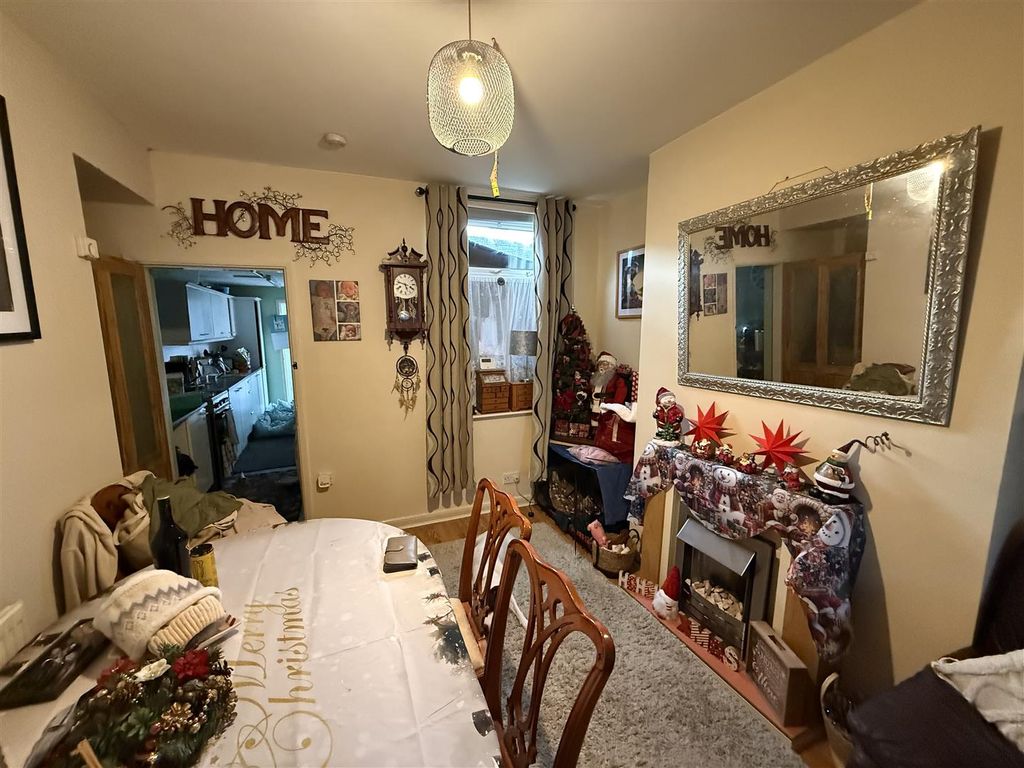 Property photo 3 of 8 Img_1867.Jpeg