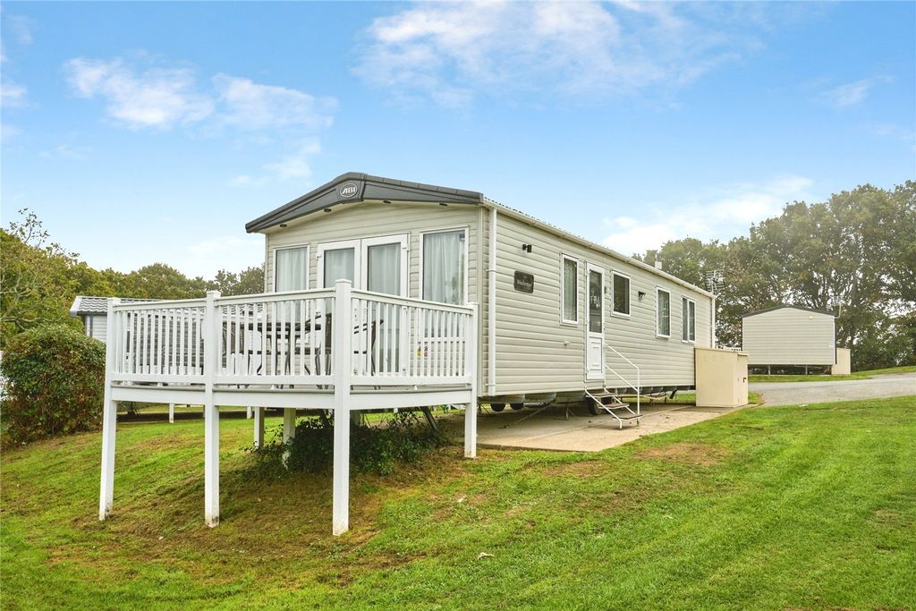 Property photo 1 of 12 Picture No. 01