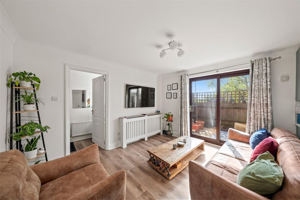 Property photo 3 of 11 Dsc01479.Jpg