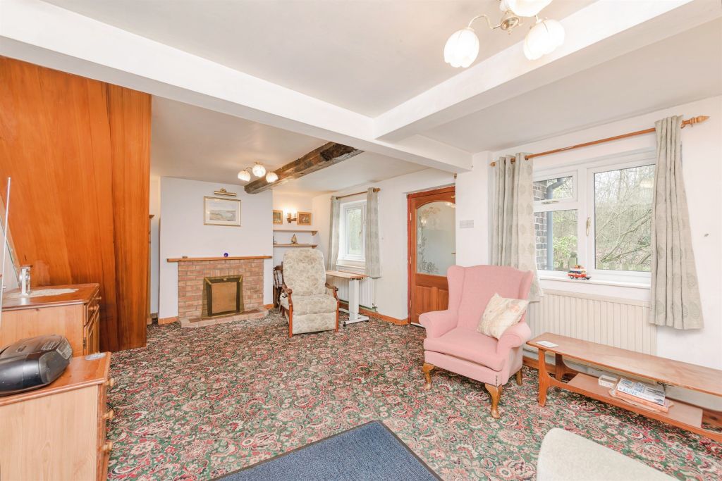 Property photo 2 of 20