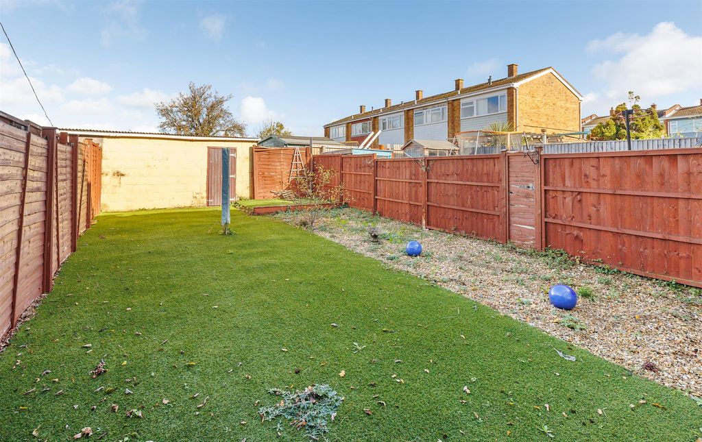 Property photo 2 of 22