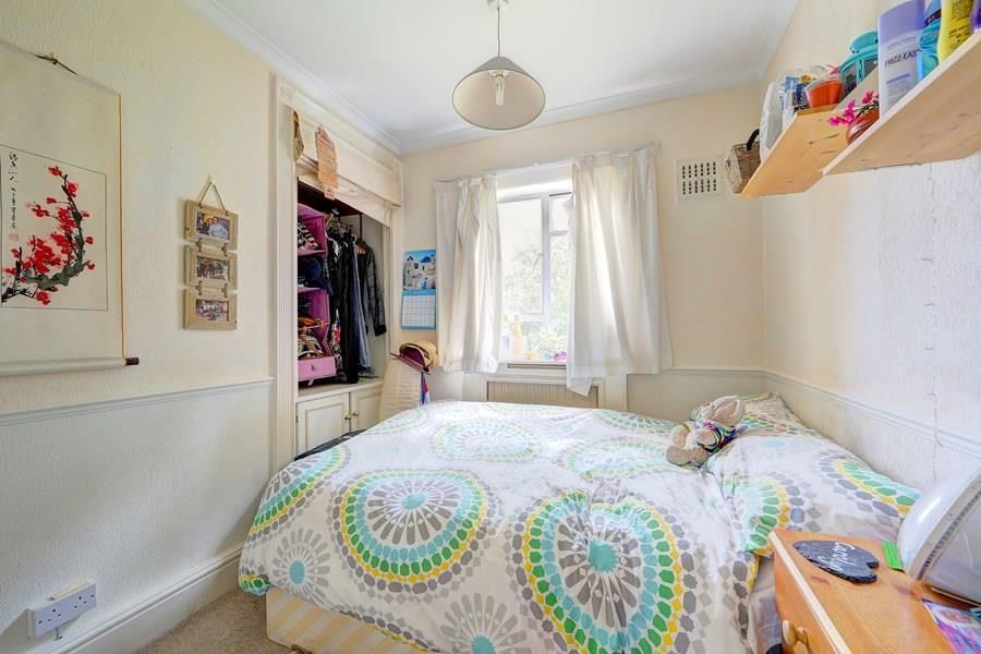 Property photo 3 of 8 24_Lane_Court_Bed1.J