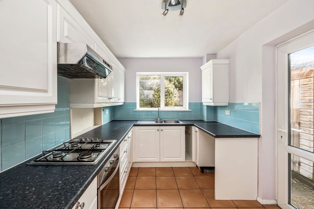 Property photo 2 of 16