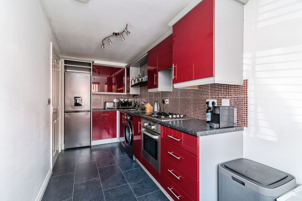 Property photo 3 of 20 Pbox-Img.Jpg