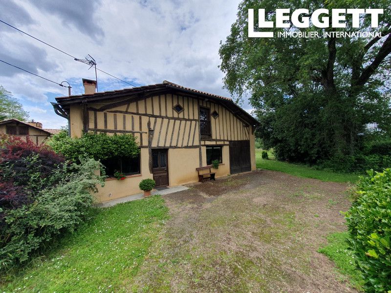 Property photo 2 of 10