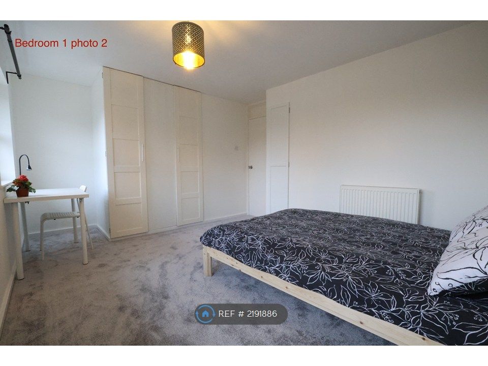 Property photo 2 of 23 Bedroom 1