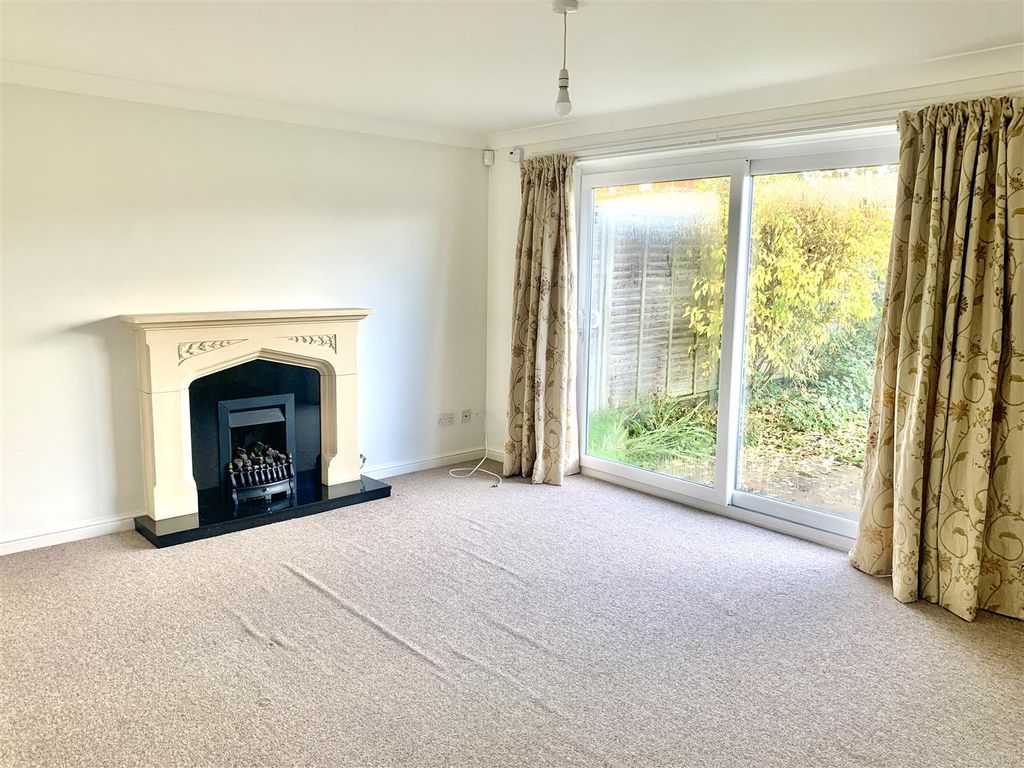 Property photo 3 of 14 1P11.Jpeg