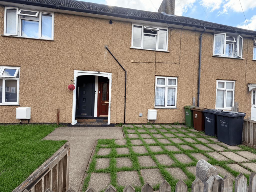 Property photo 1 of 19 3 Bed Terraced House For Sale Valence Wood Road, Dagenham Rm8