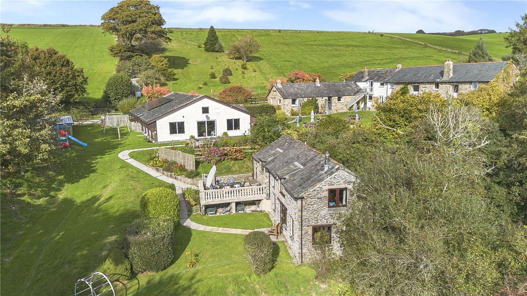 Property photo 2 of 25 Picture No. 03