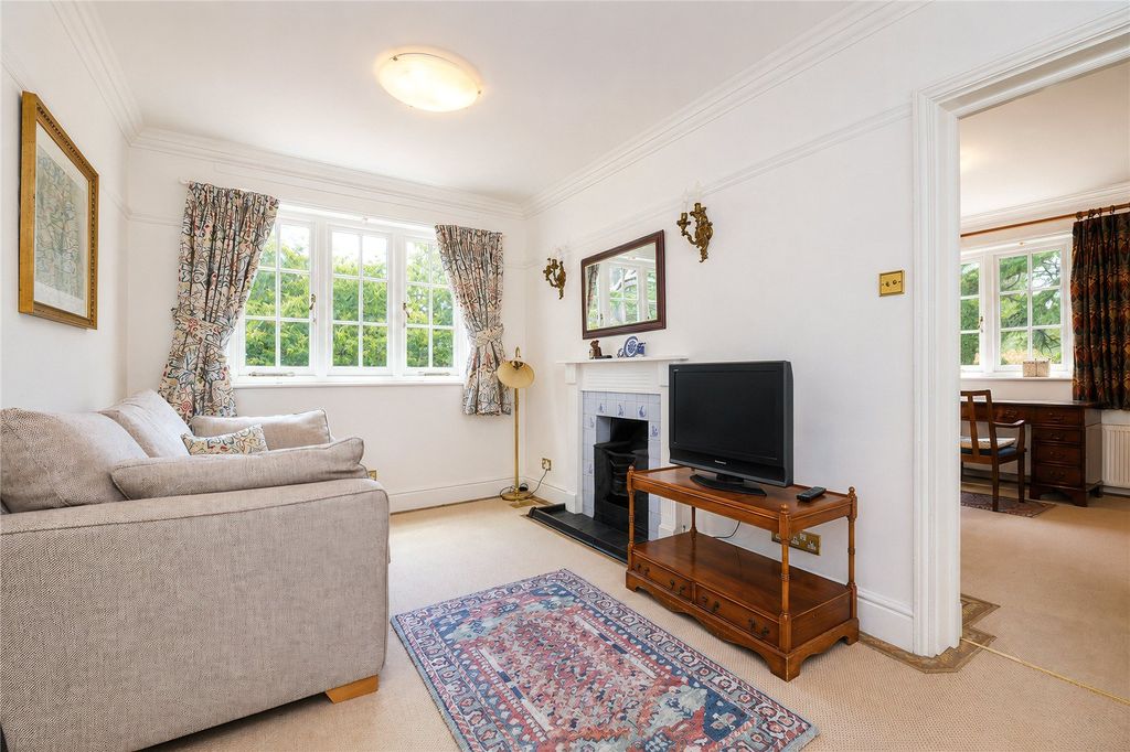 Property photo 2 of 22 Picture No. 20