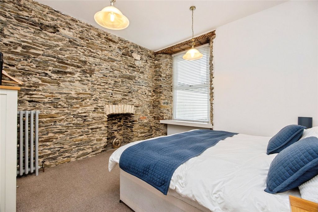 Property photo 2 of 18 Picture No. 06