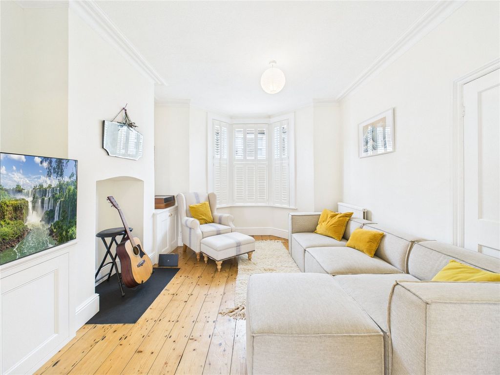 Property photo 1 of 23 Picture No. 01