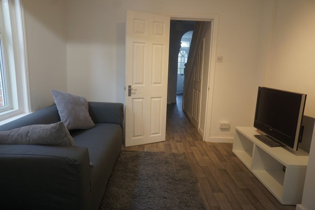 Property photo 1 of 12 Imported Image