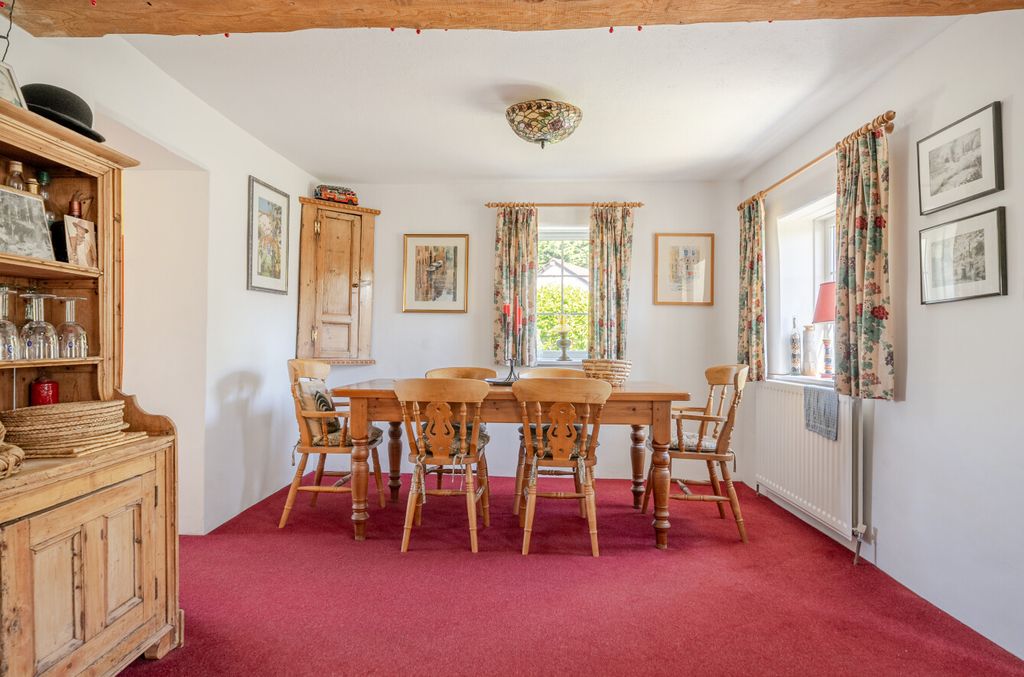 Property photo 3 of 30
