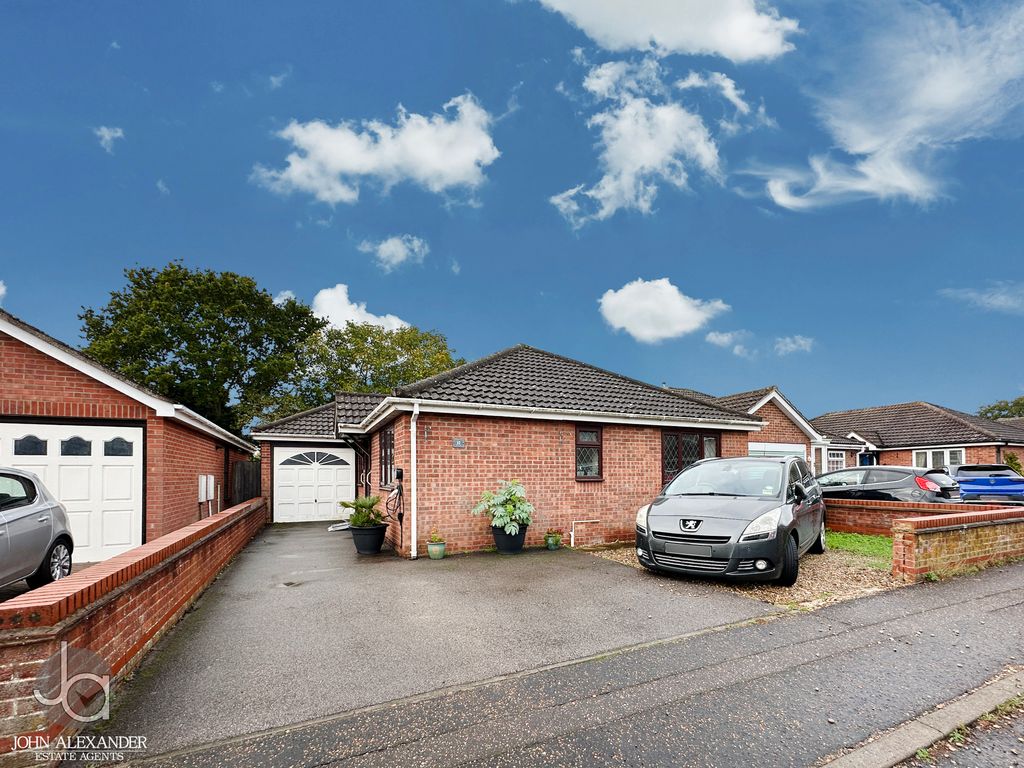 Property photo 1 of 12 20251020_094834029_0.5