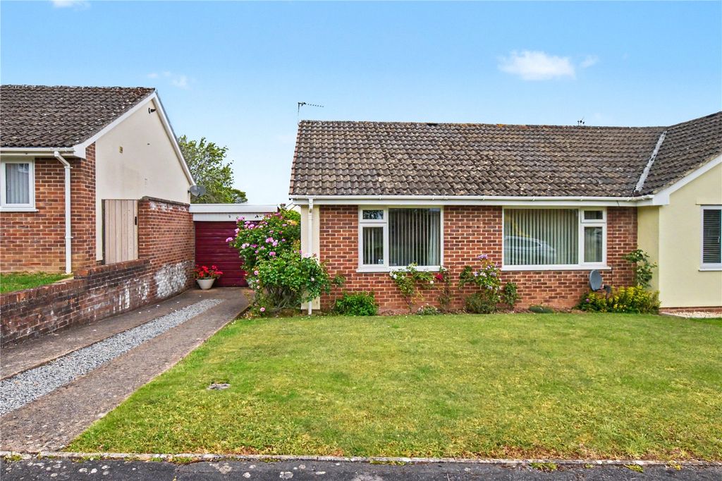 Property photo 1 of 17 Picture No. 01
