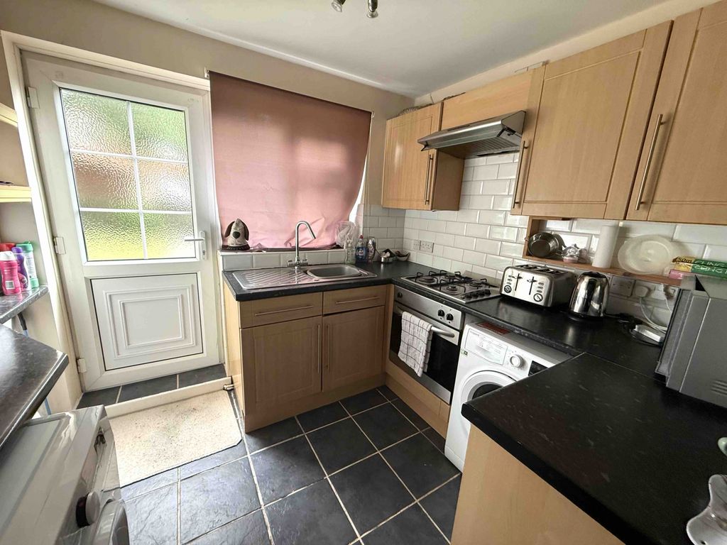 Property photo 2 of 9 Gallery
