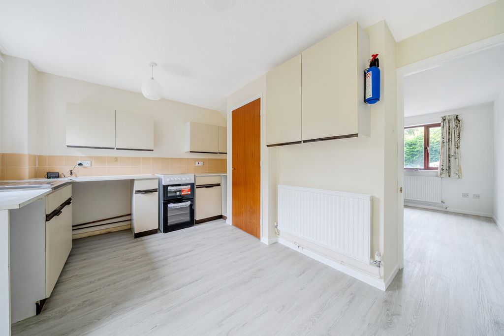 Property photo 3 of 14 Kitchen/Diner
