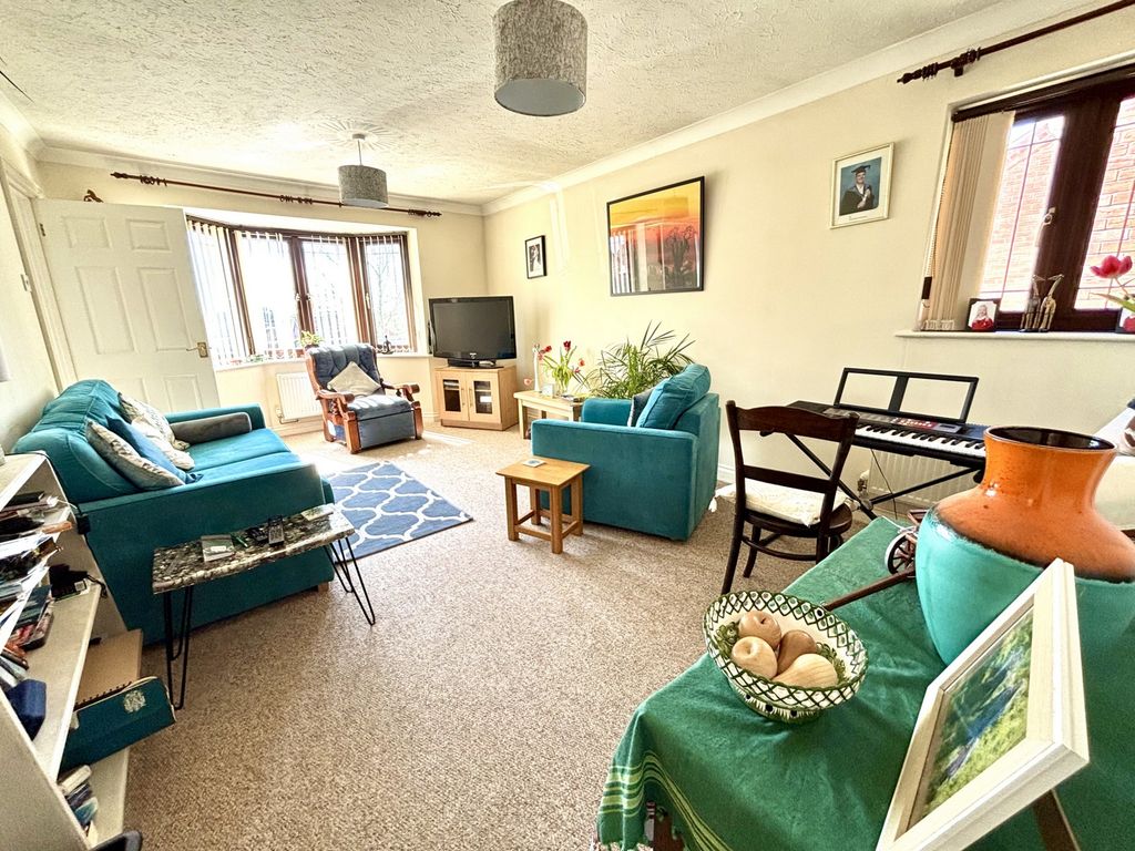 Property photo 3 of 13 Photo 11