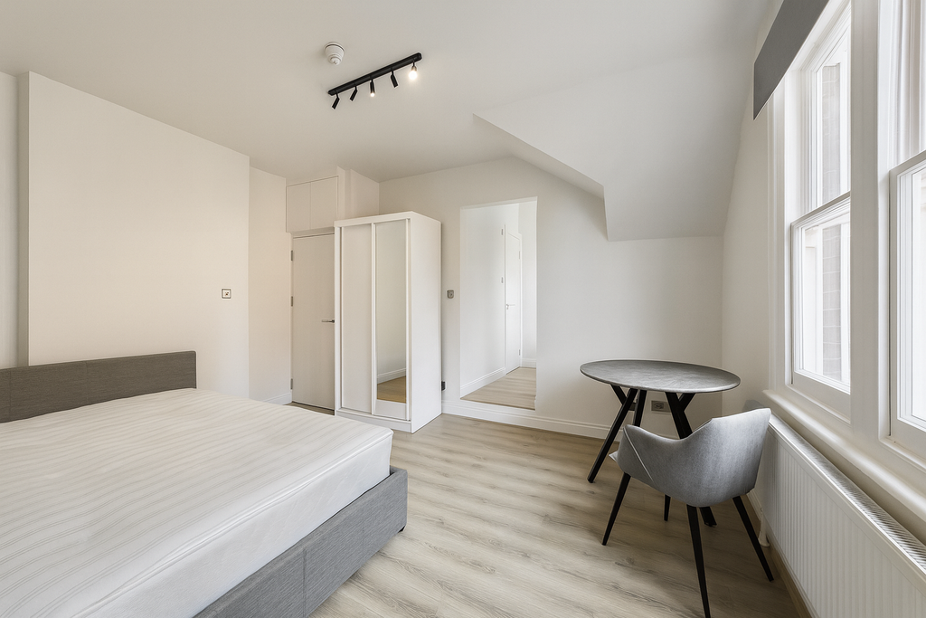 Property photo 3 of 8