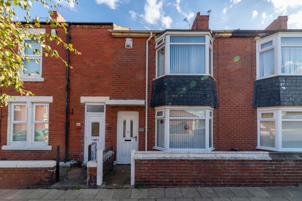 Property photo 1 of 24