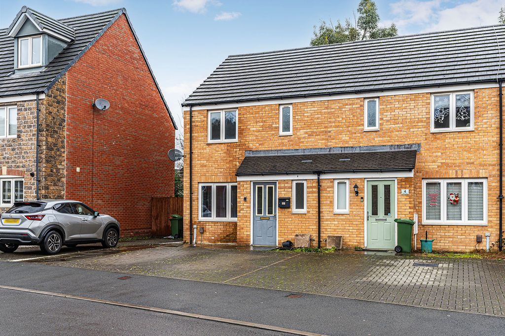 Property photo 1 of 23