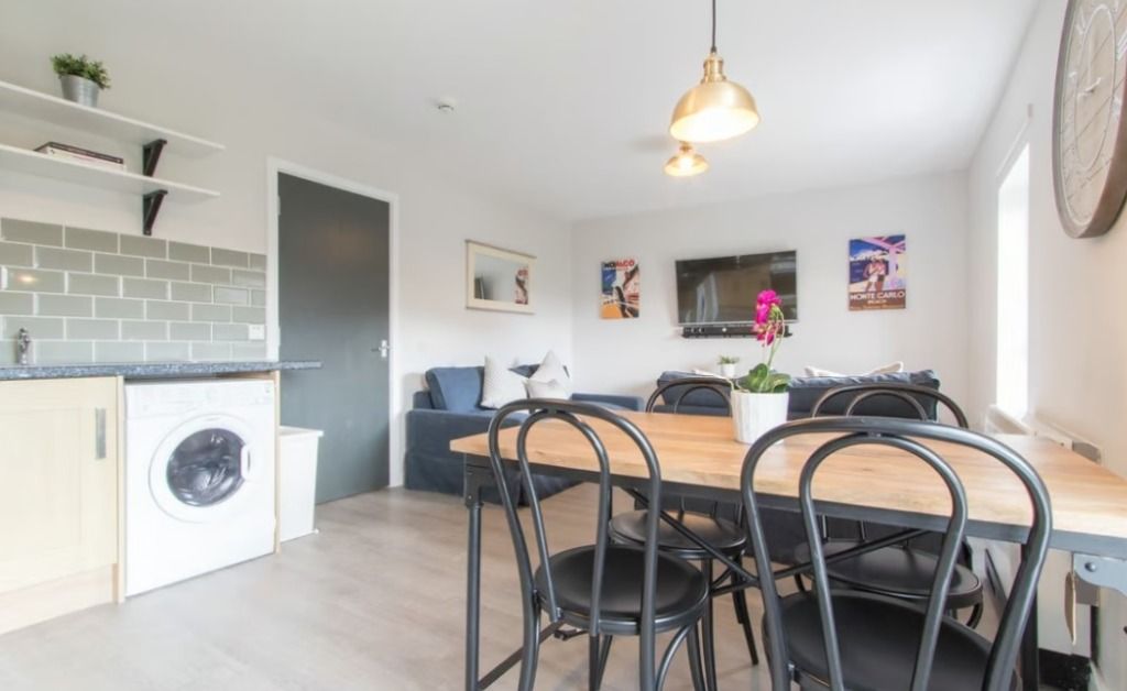 Property photo 3 of 11 Photo 3