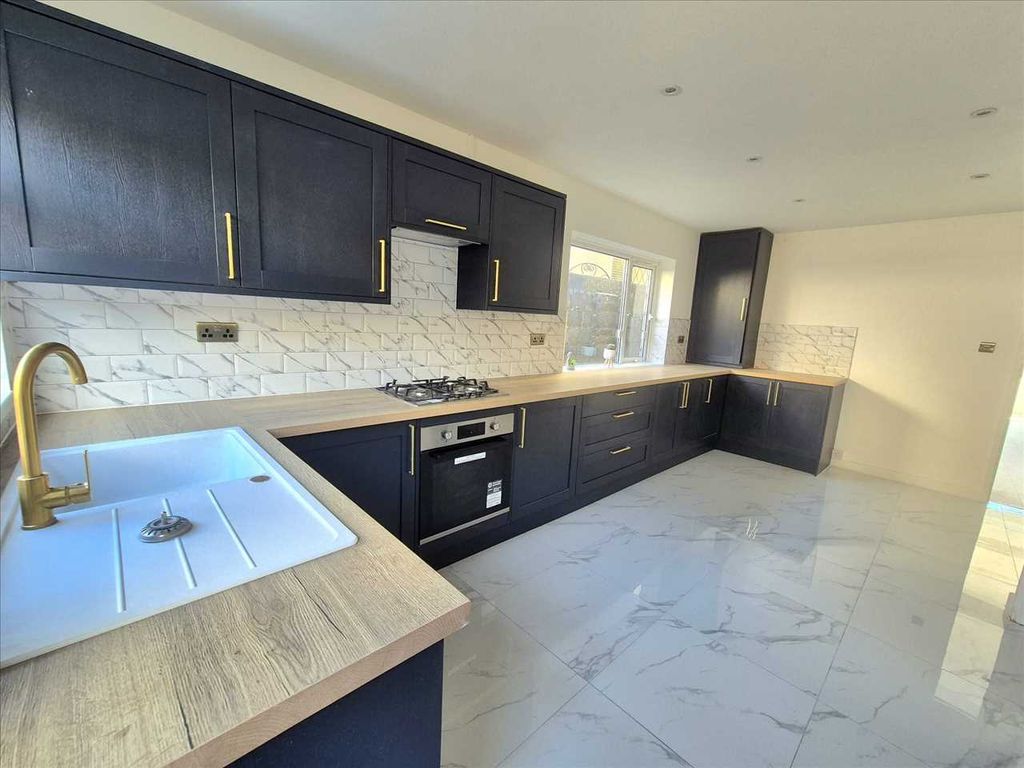Property photo 1 of 15 Main Picture