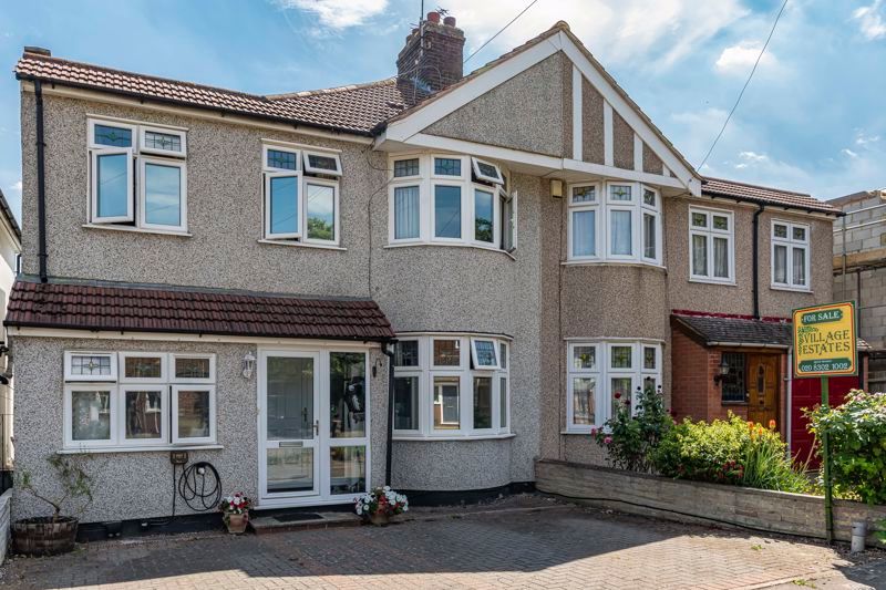 Property photo 1 of 16 External