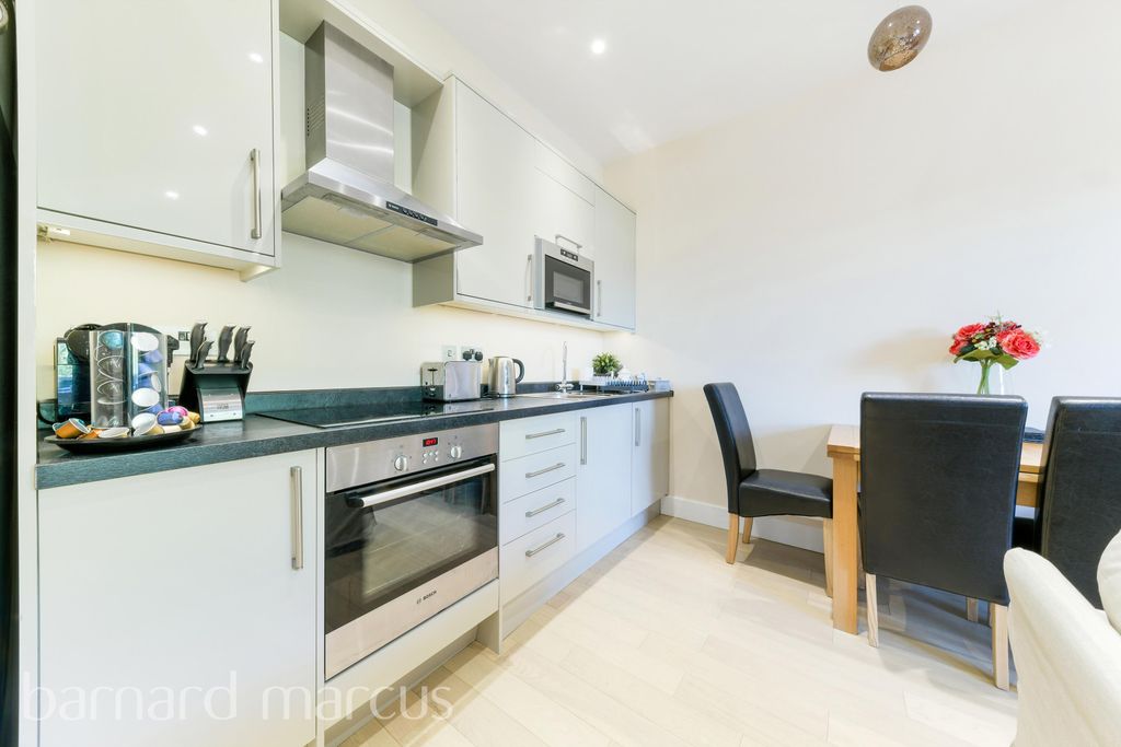 Property photo 2 of 9 Image