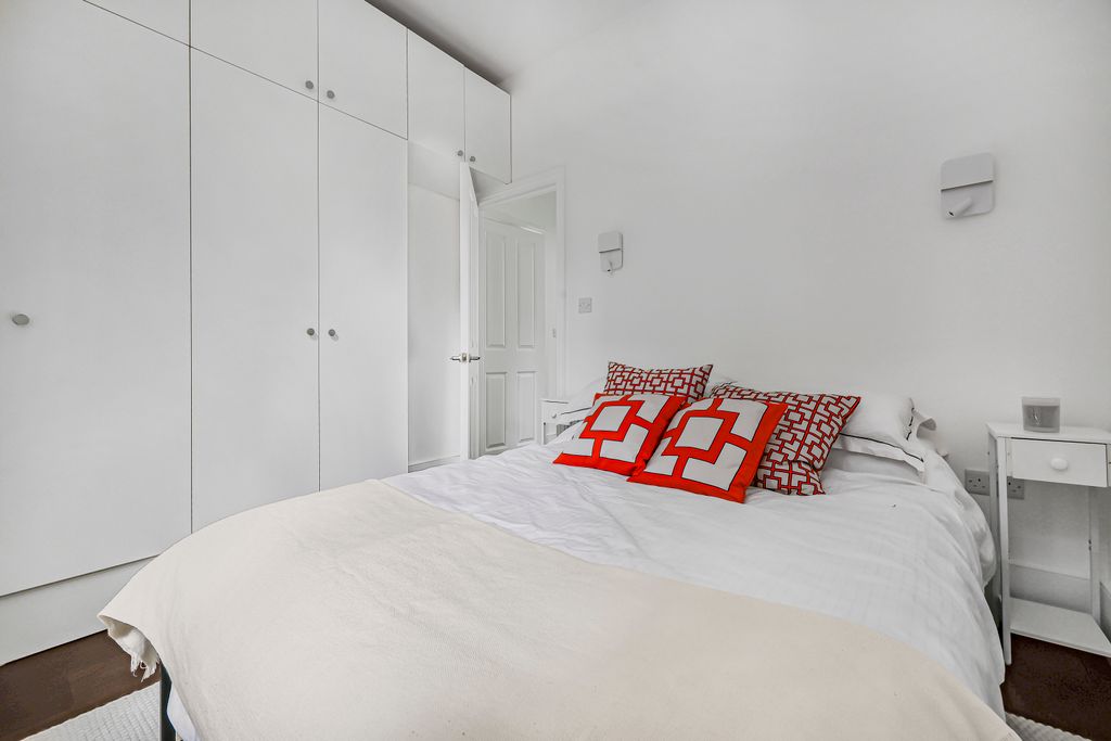 Property photo 1 of 4