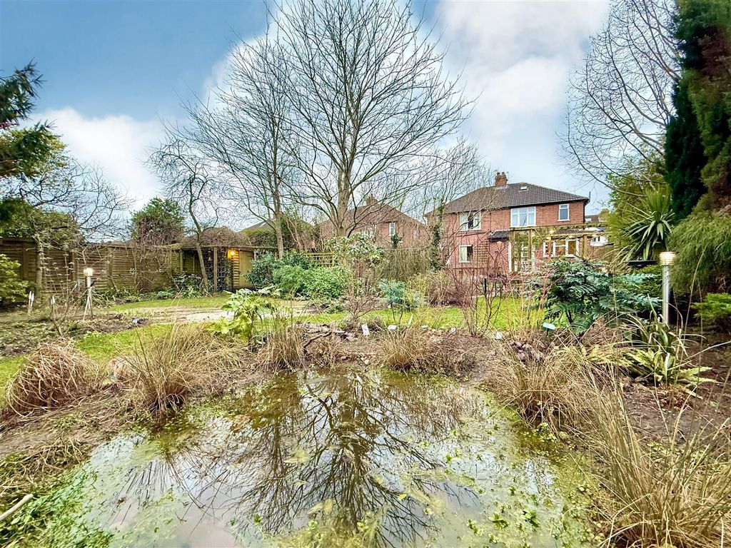 Property photo 1 of 28 1