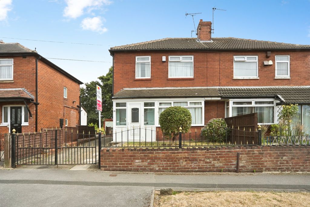 Property photo 1 of 16
